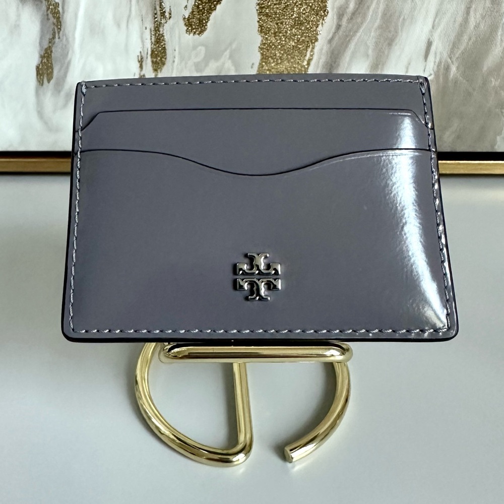 NWOT TORY BURCH PATENT LEATHER CARD CASE